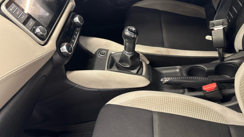 Nissan Micra 1.0 IG-T 100 Tekna 5dr Petrol Hatchback